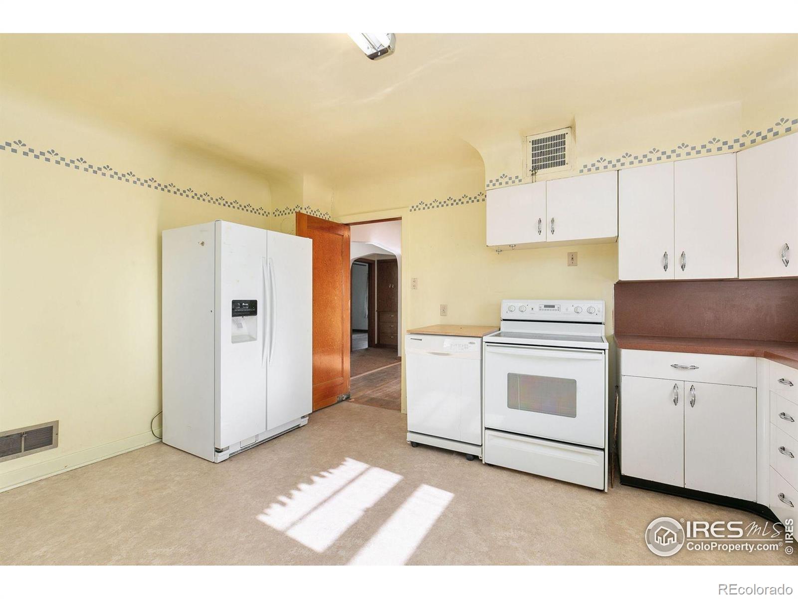 MLS Image #14 for 35779  county road 21 ,windsor, Colorado