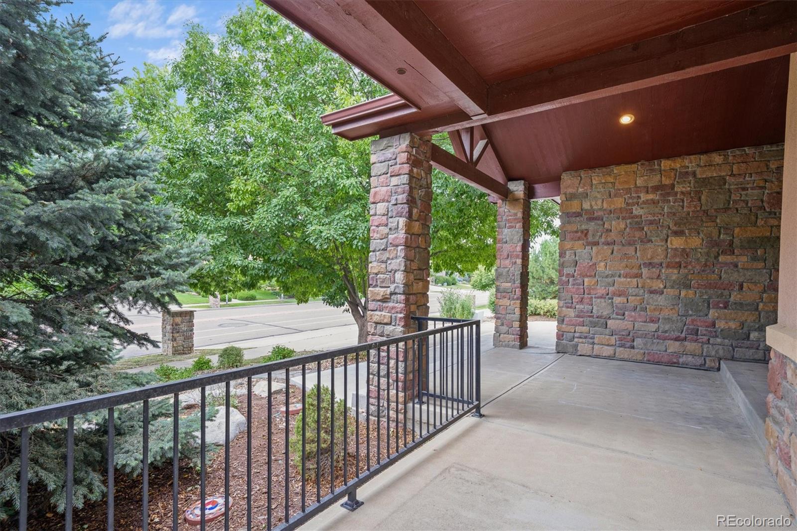 MLS Image #3 for 1926  sundance drive,longmont, Colorado