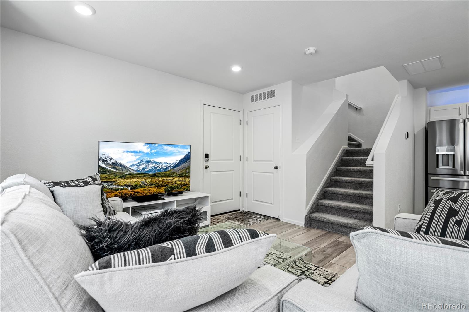 MLS Image #10 for 28330 e 6th place,watkins, Colorado