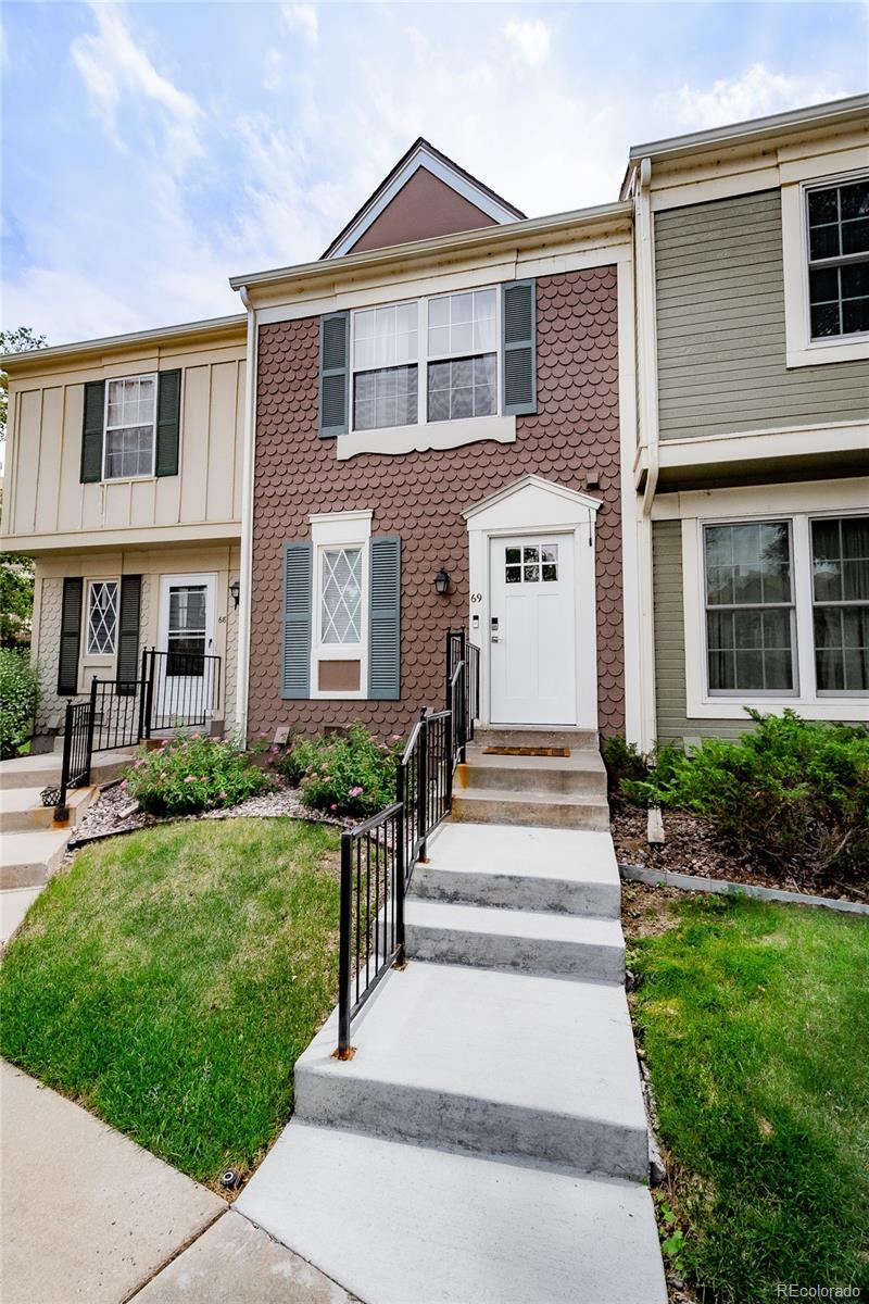 MLS Image #1 for 1699 s trenton street,denver, Colorado