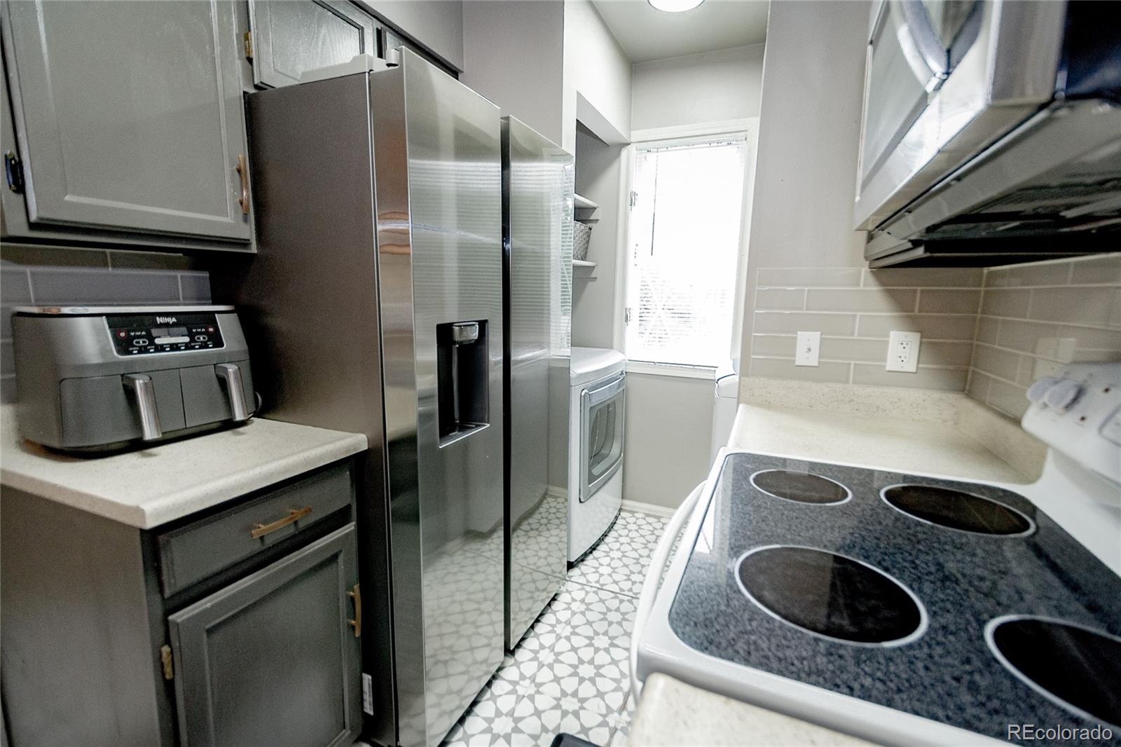 MLS Image #12 for 1699 s trenton street,denver, Colorado