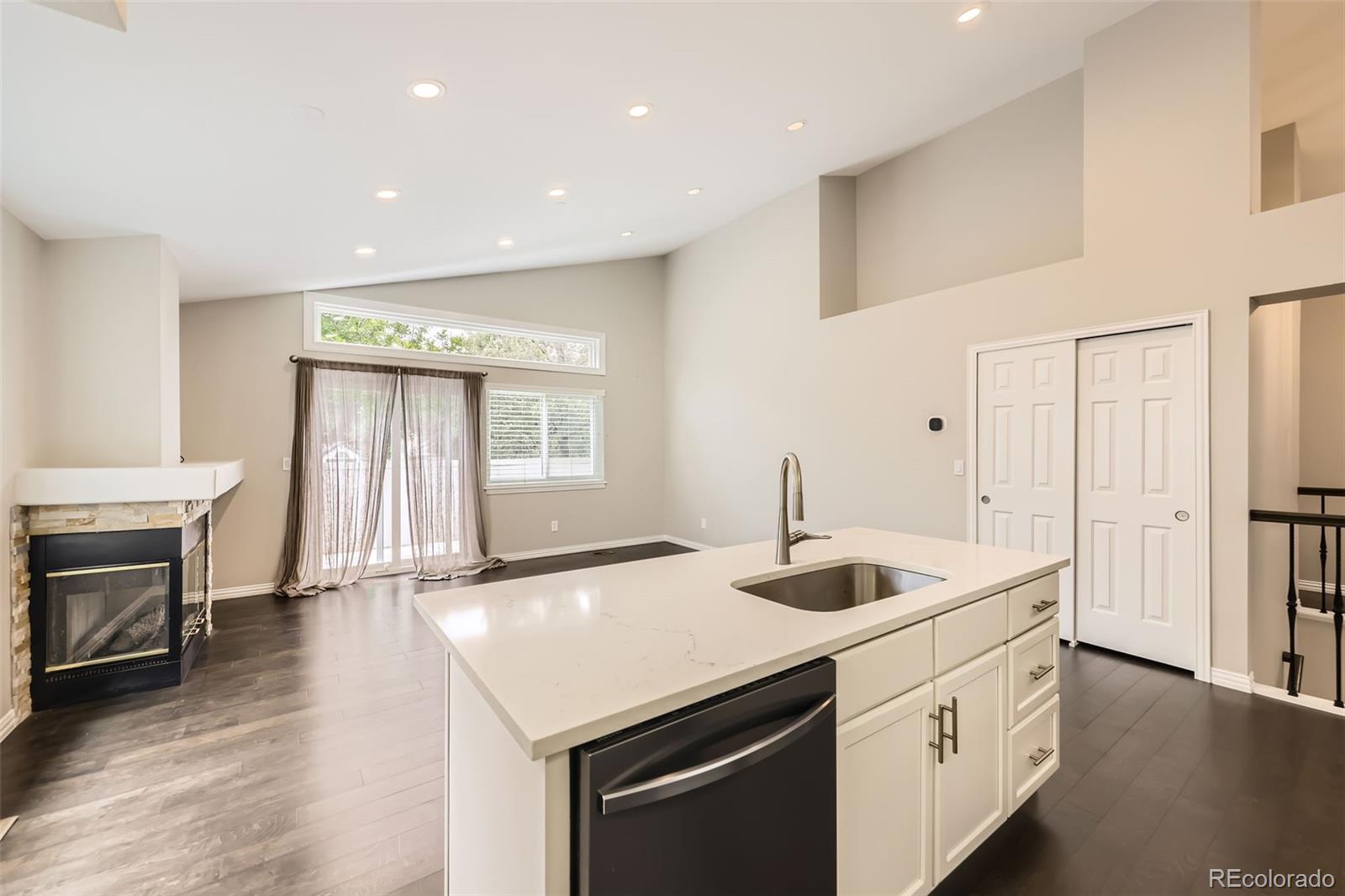 MLS Image #8 for 2247 s lima court,aurora, Colorado