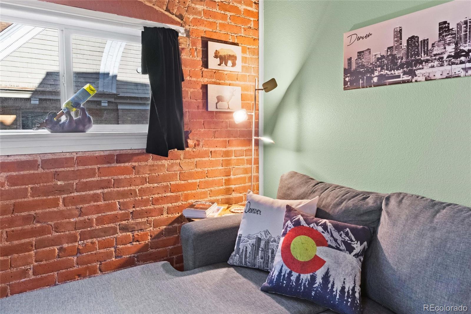 MLS Image #7 for 1450 n high street,denver, Colorado