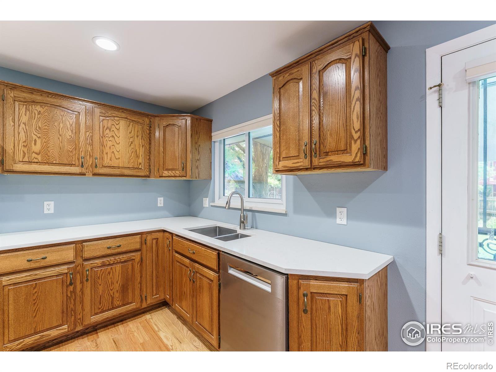 MLS Image #15 for 13313 w utah circle,lakewood, Colorado