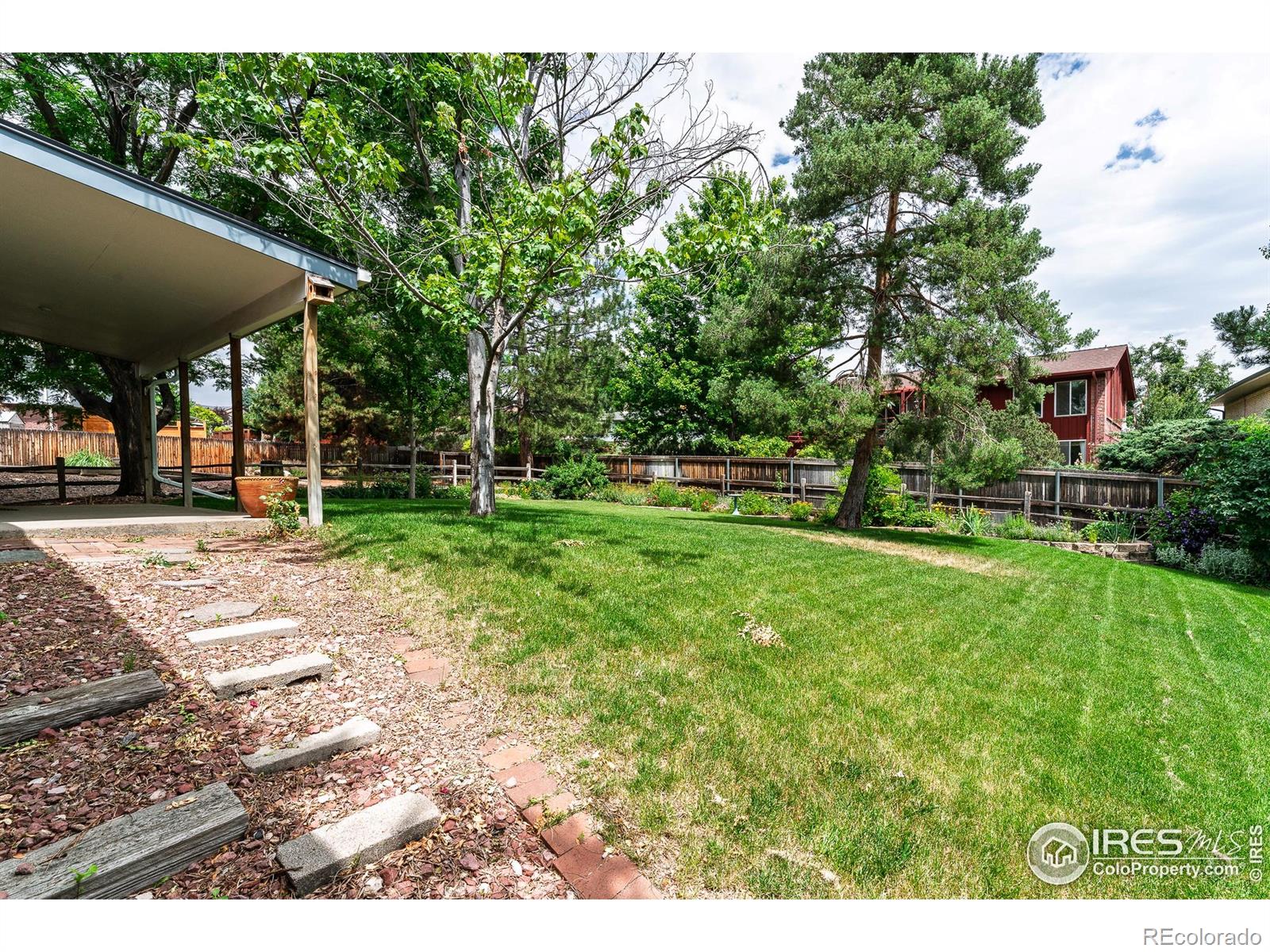 MLS Image #35 for 13313 w utah circle,lakewood, Colorado