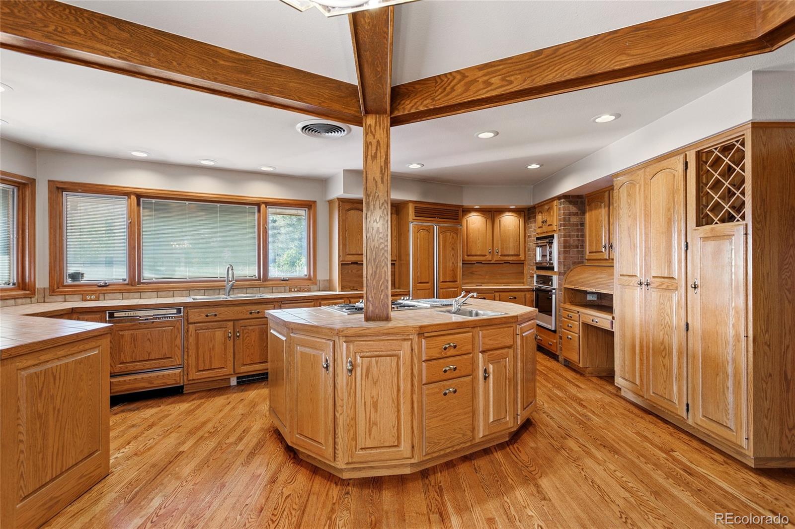 MLS Image #17 for 1961 s xenia court,denver, Colorado