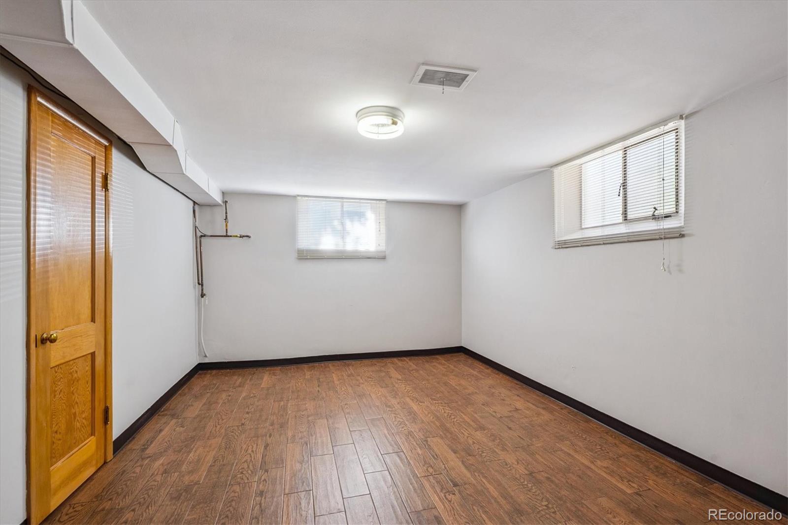 MLS Image #11 for 2431 s york street,denver, Colorado