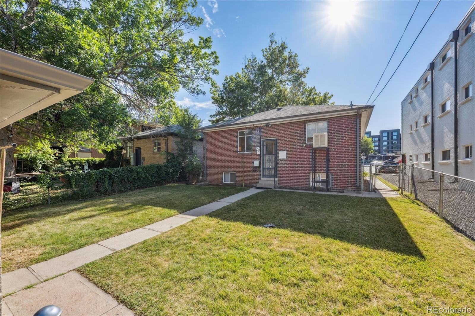 MLS Image #17 for 2431 s york street,denver, Colorado