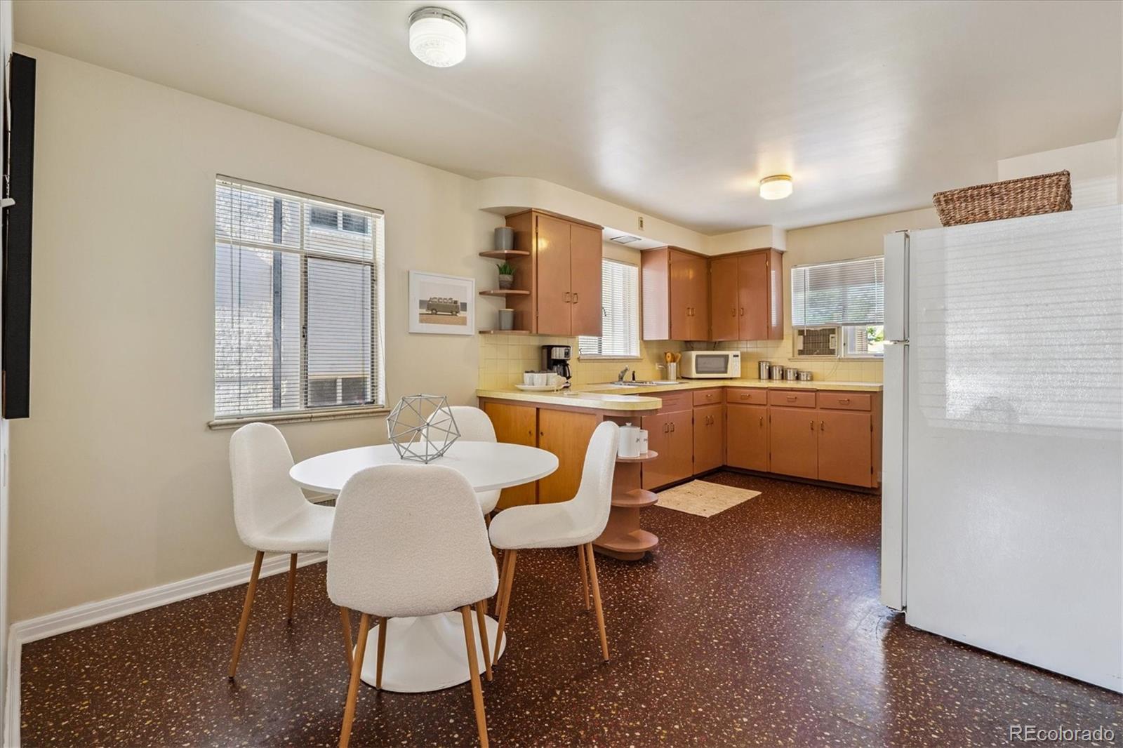 MLS Image #5 for 2431 s york street,denver, Colorado