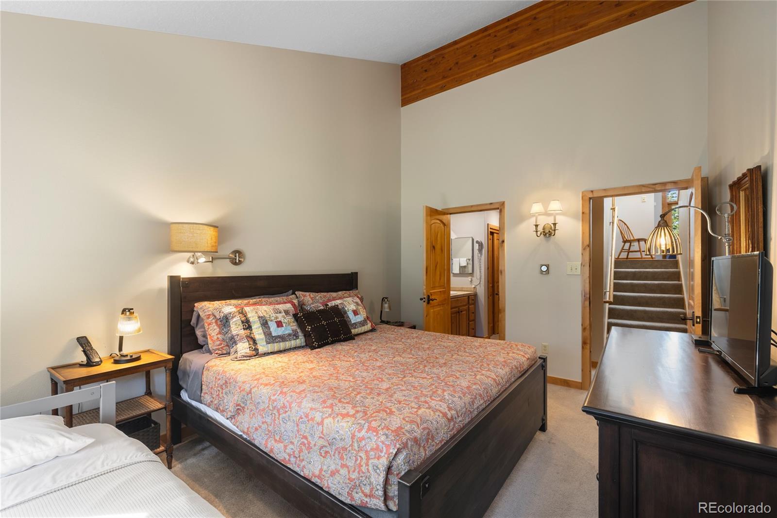 MLS Image #16 for 22300  us highway 6 ,dillon, Colorado