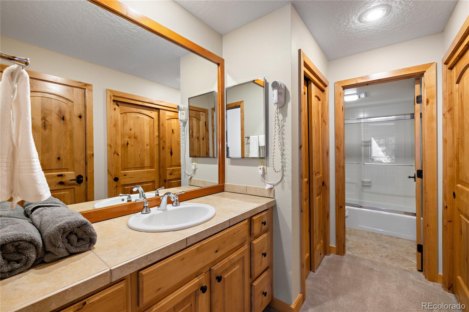 MLS Image #17 for 22300  us highway 6 ,dillon, Colorado
