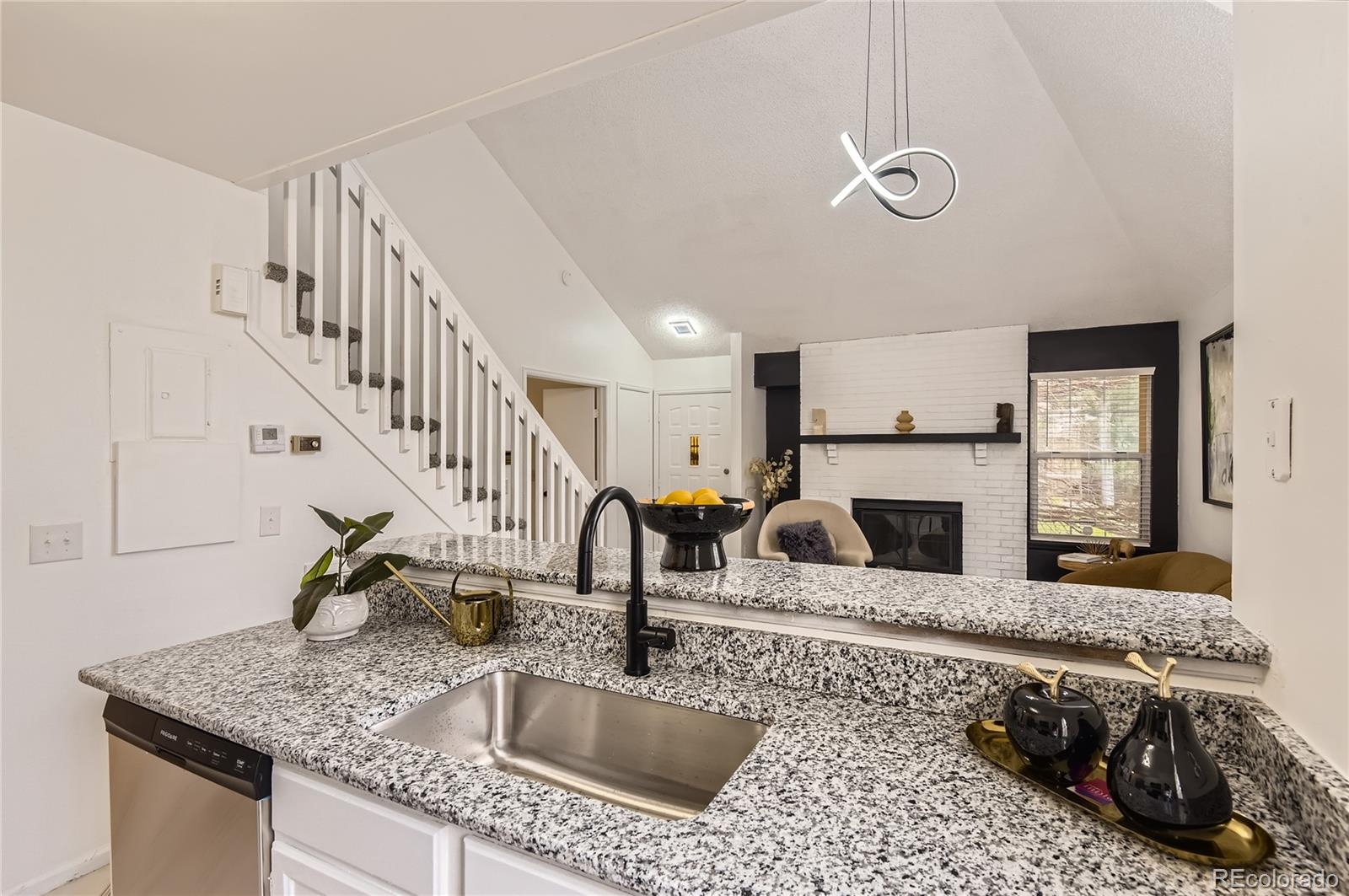 MLS Image #11 for 14129 e dickinson drive d,aurora, Colorado