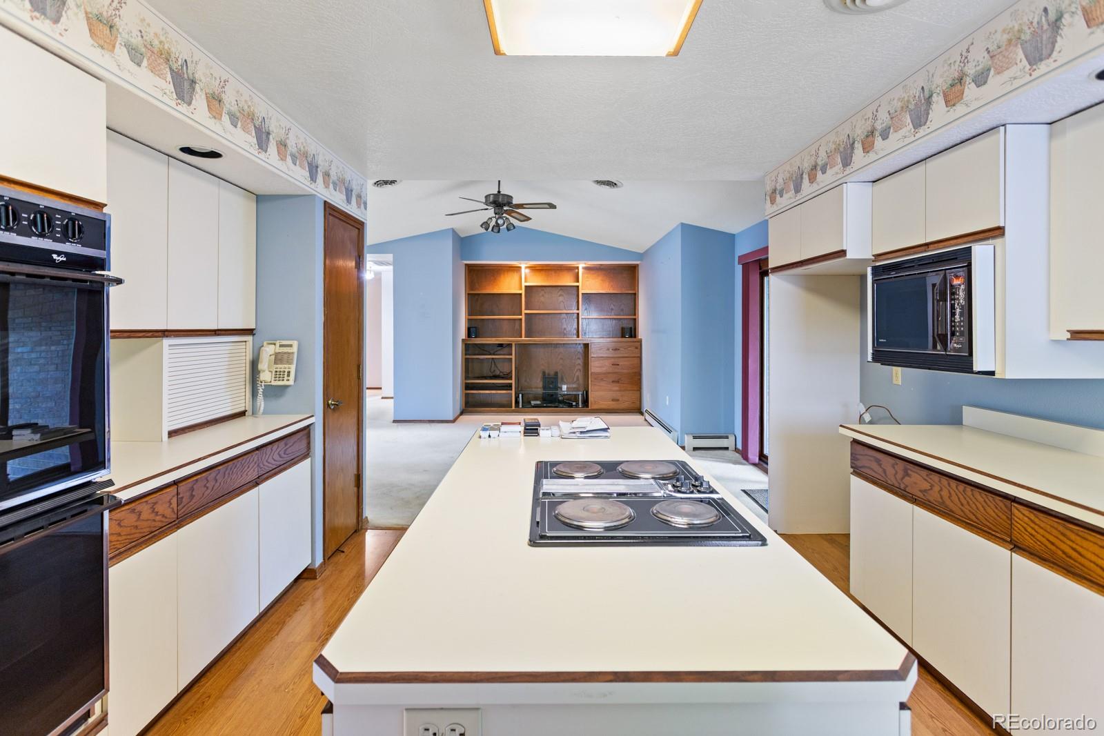 MLS Image #10 for 11686 w 74th way,arvada, Colorado