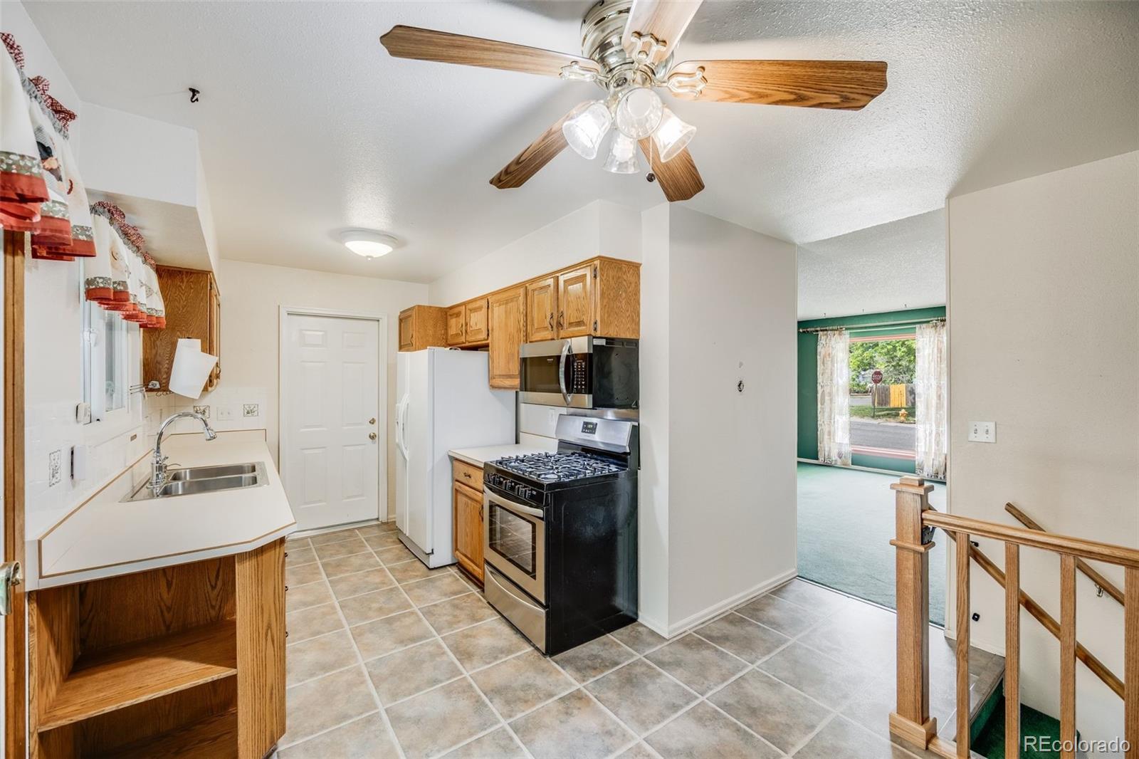 MLS Image #14 for 4511 s braun court,morrison, Colorado