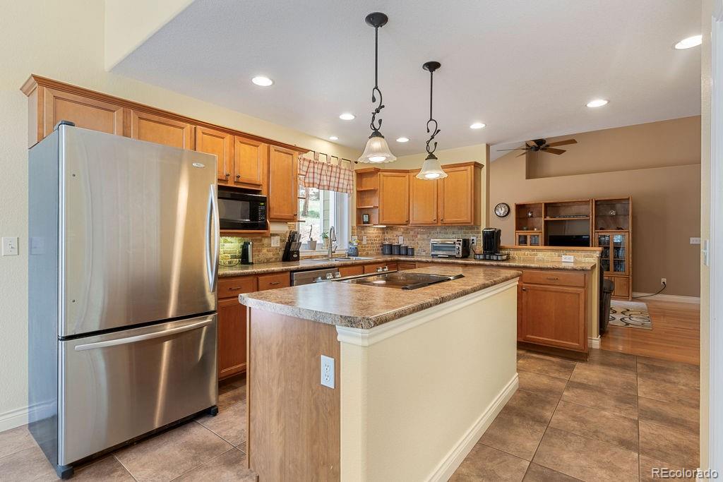 MLS Image #16 for 1563  southpark road,florissant, Colorado