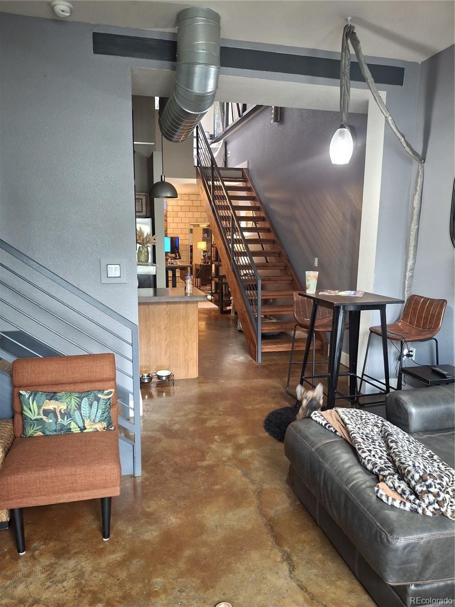 MLS Image #8 for 1421  oneida street,denver, Colorado