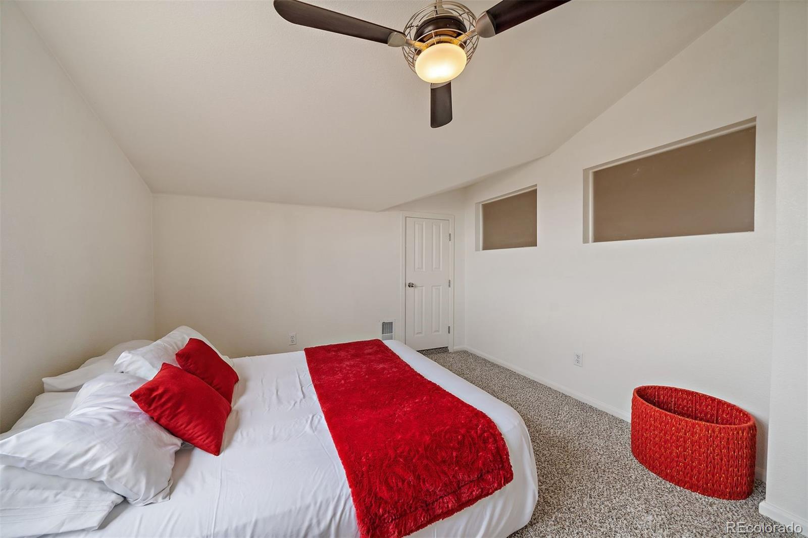 MLS Image #11 for 5465  zephyr street,arvada, Colorado