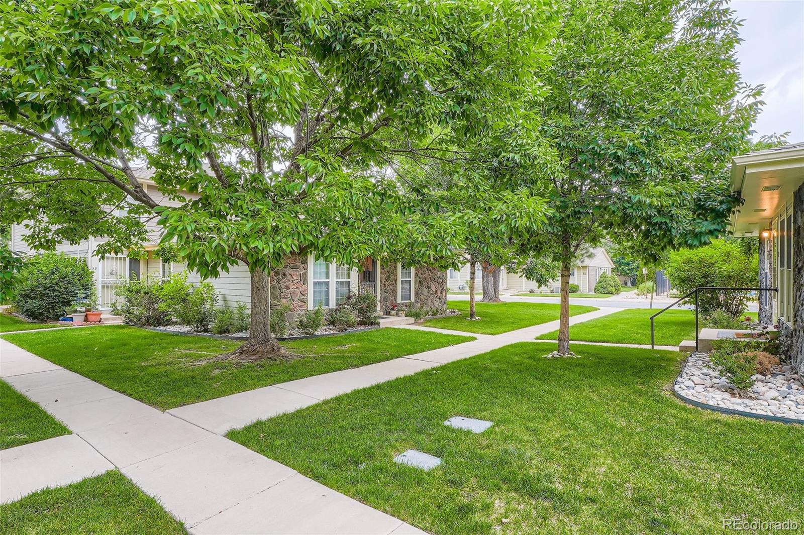 MLS Image #1 for 1250 s monaco street parkway,denver, Colorado