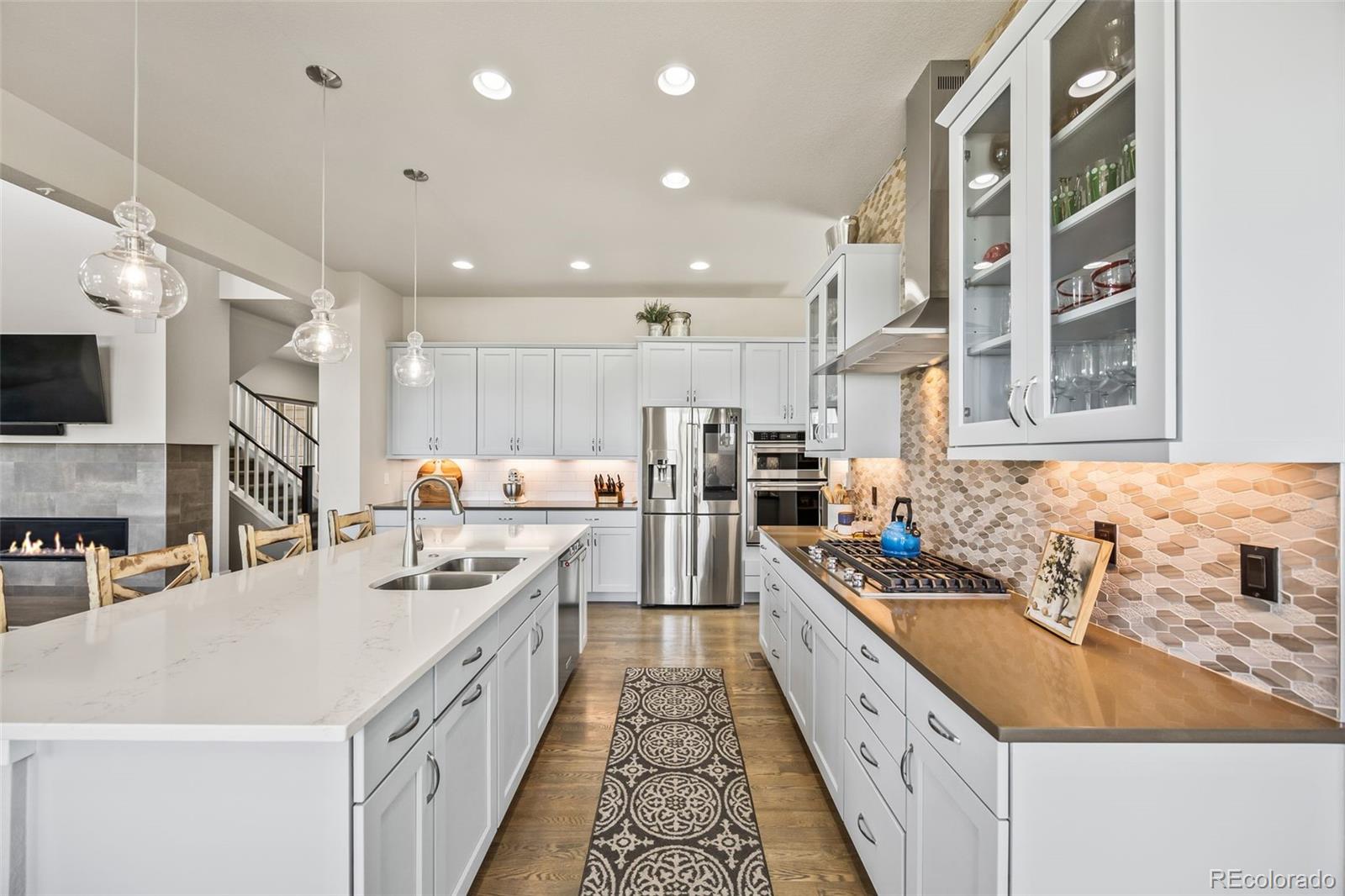 MLS Image #10 for 10401  maplebrook way,highlands ranch, Colorado