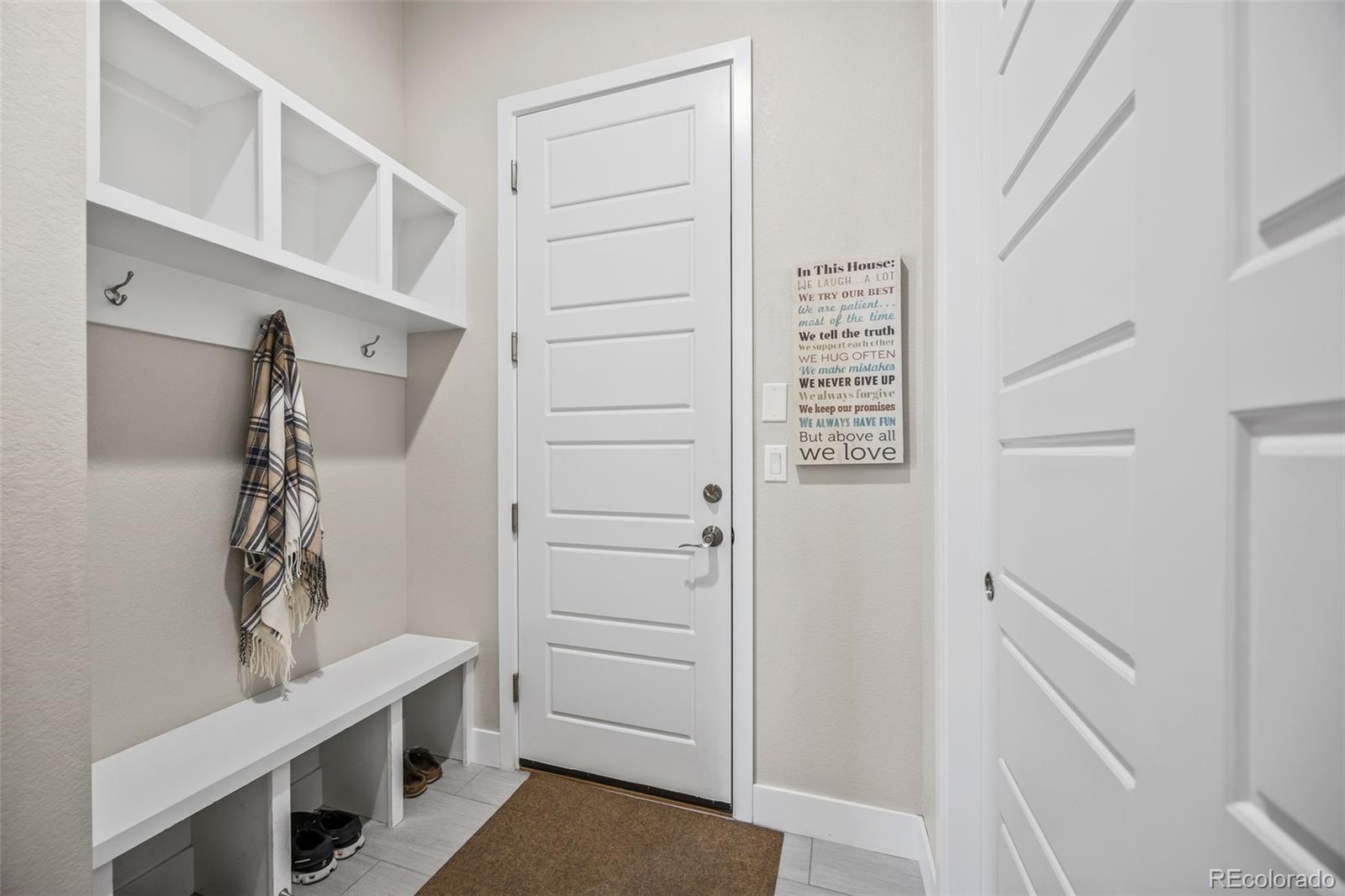 MLS Image #13 for 10401  maplebrook way,highlands ranch, Colorado