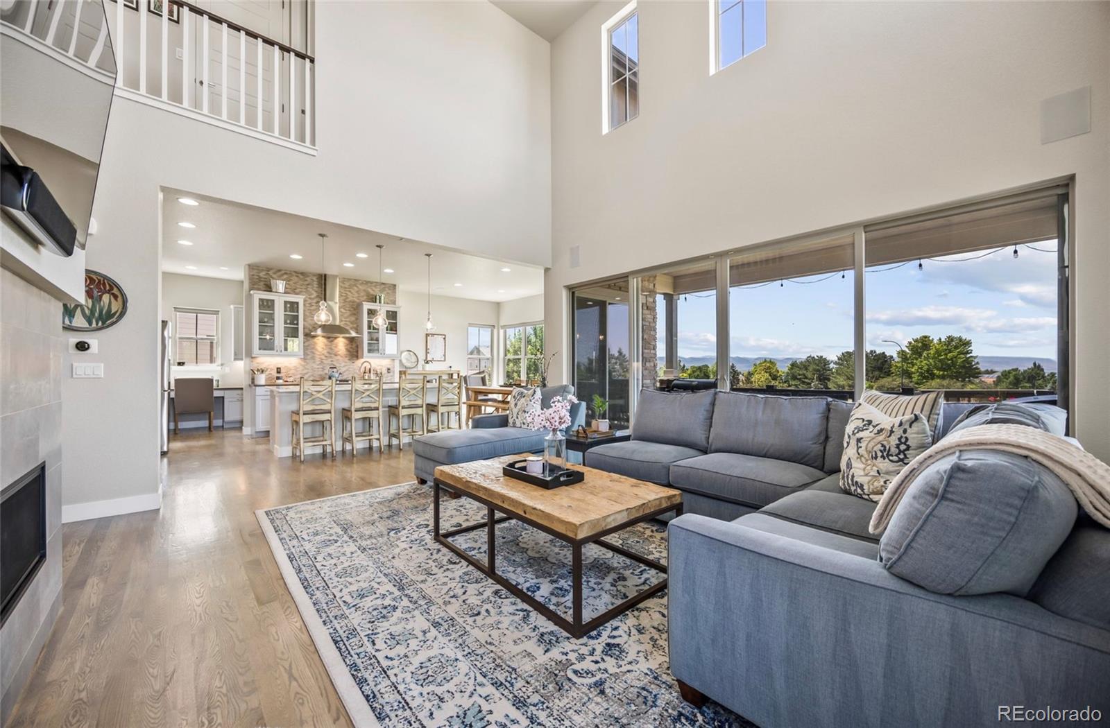 MLS Image #4 for 10401  maplebrook way,highlands ranch, Colorado