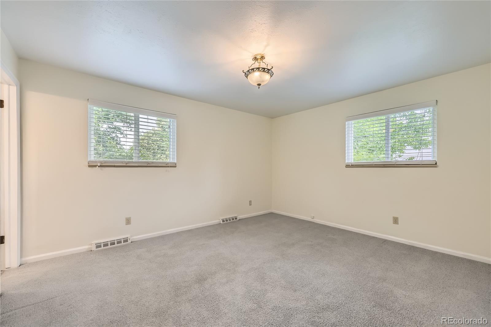MLS Image #14 for 1497 s oakland street,aurora, Colorado
