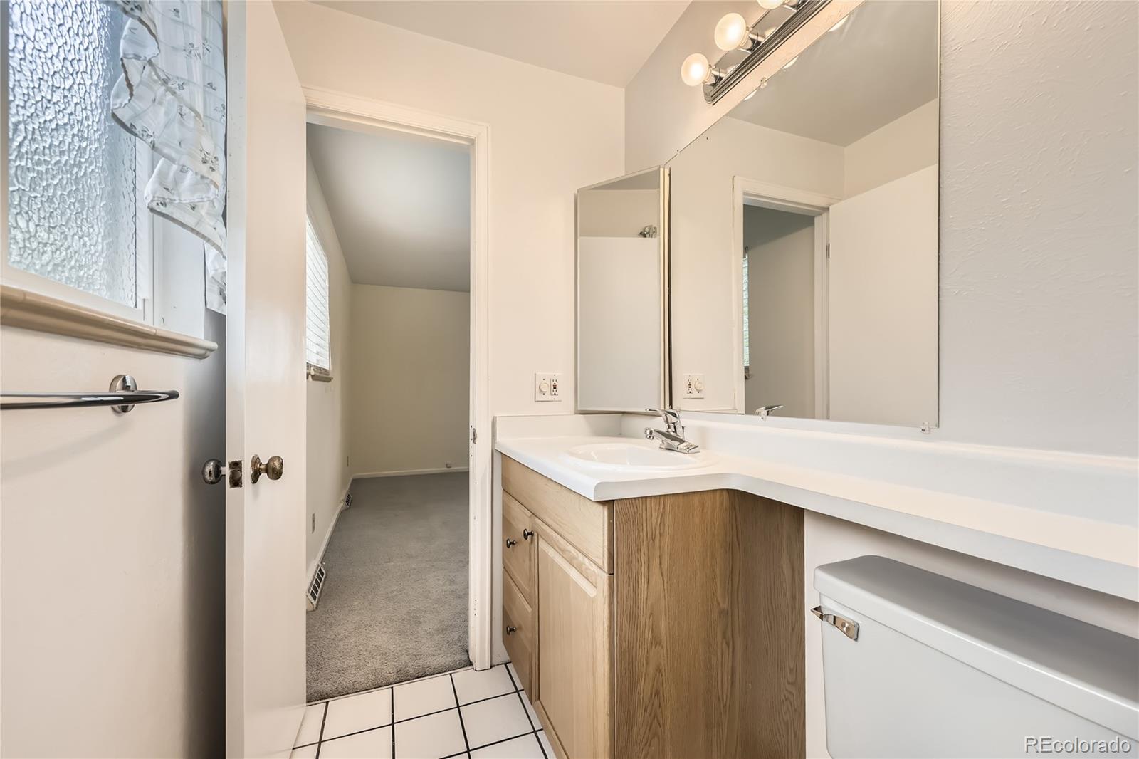 MLS Image #17 for 1497 s oakland street,aurora, Colorado