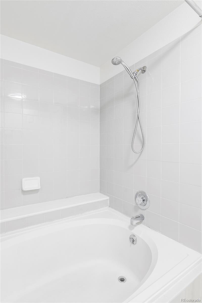 MLS Image #18 for 923 s fairplay street,aurora, Colorado