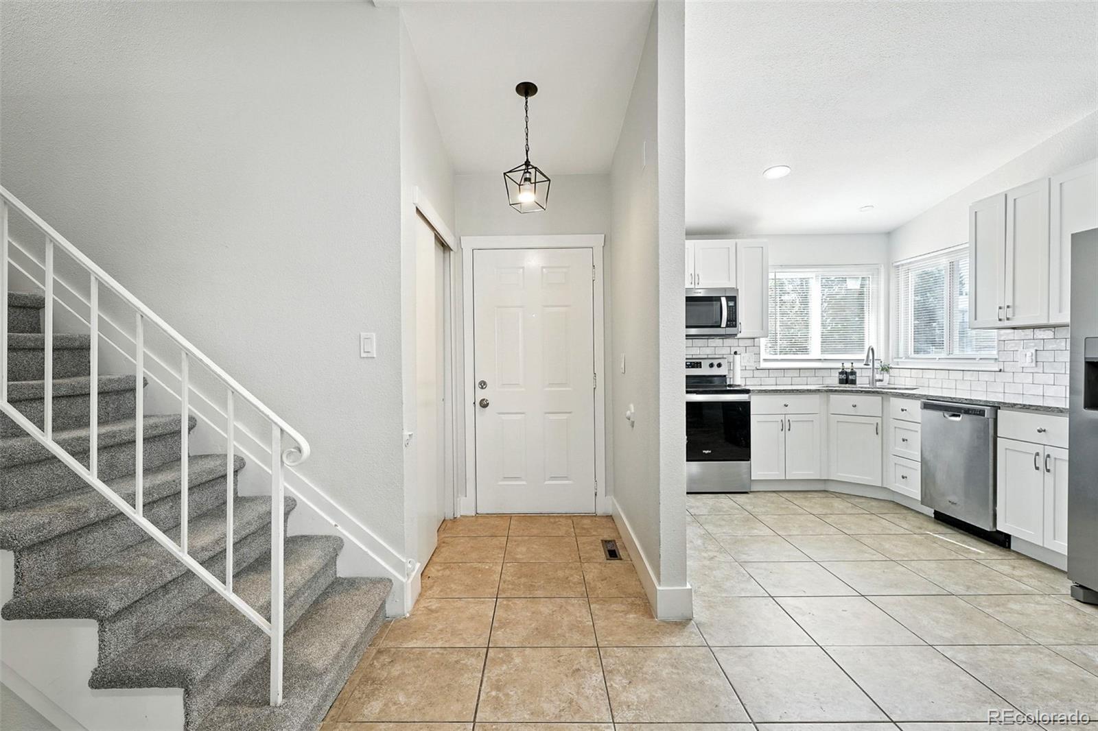 MLS Image #5 for 5317 s truckee court,centennial, Colorado