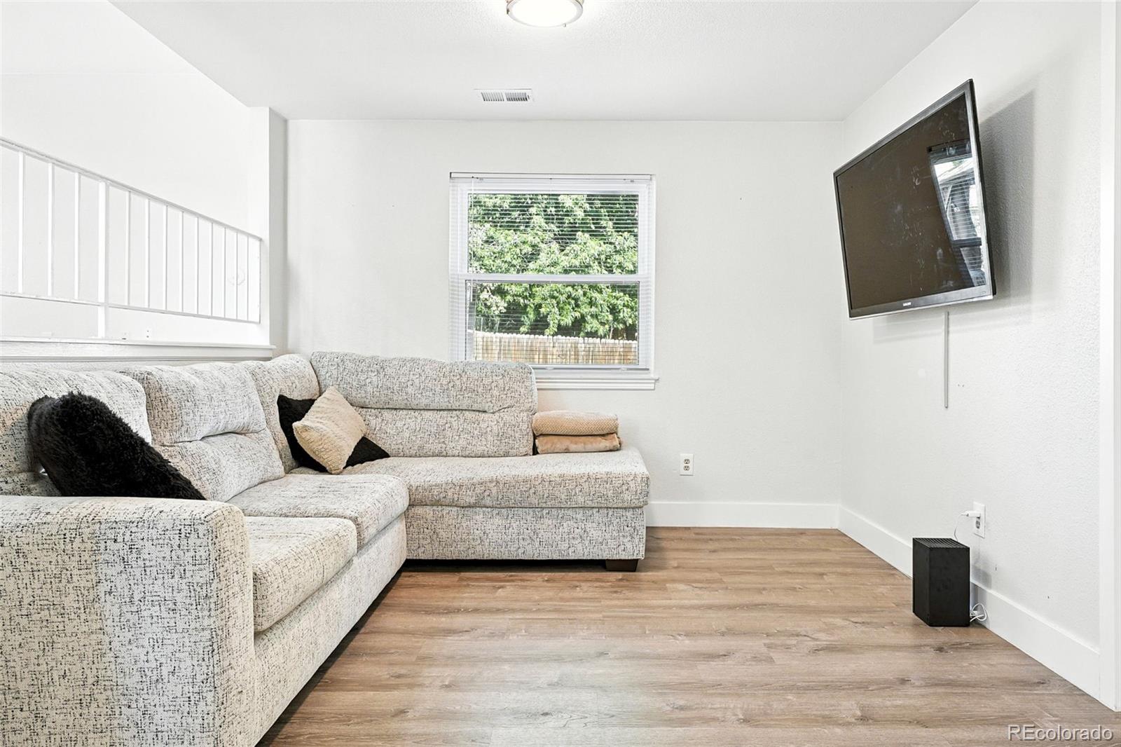 MLS Image #7 for 5317 s truckee court,centennial, Colorado