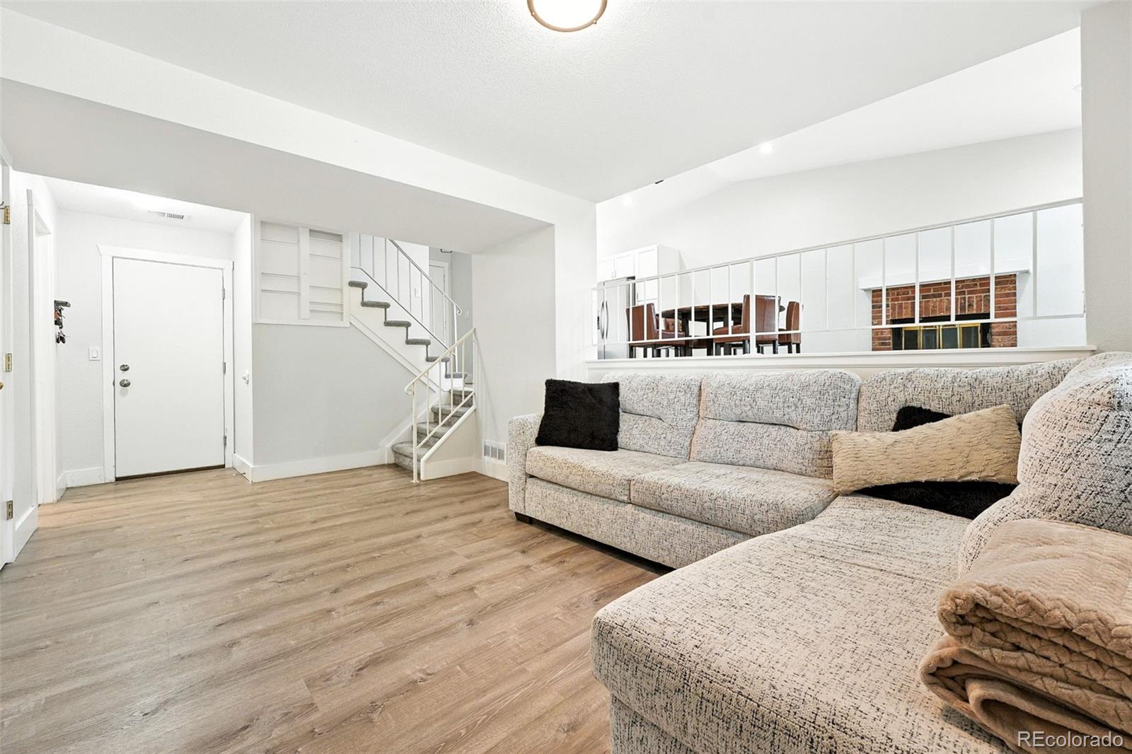 MLS Image #9 for 5317 s truckee court,centennial, Colorado