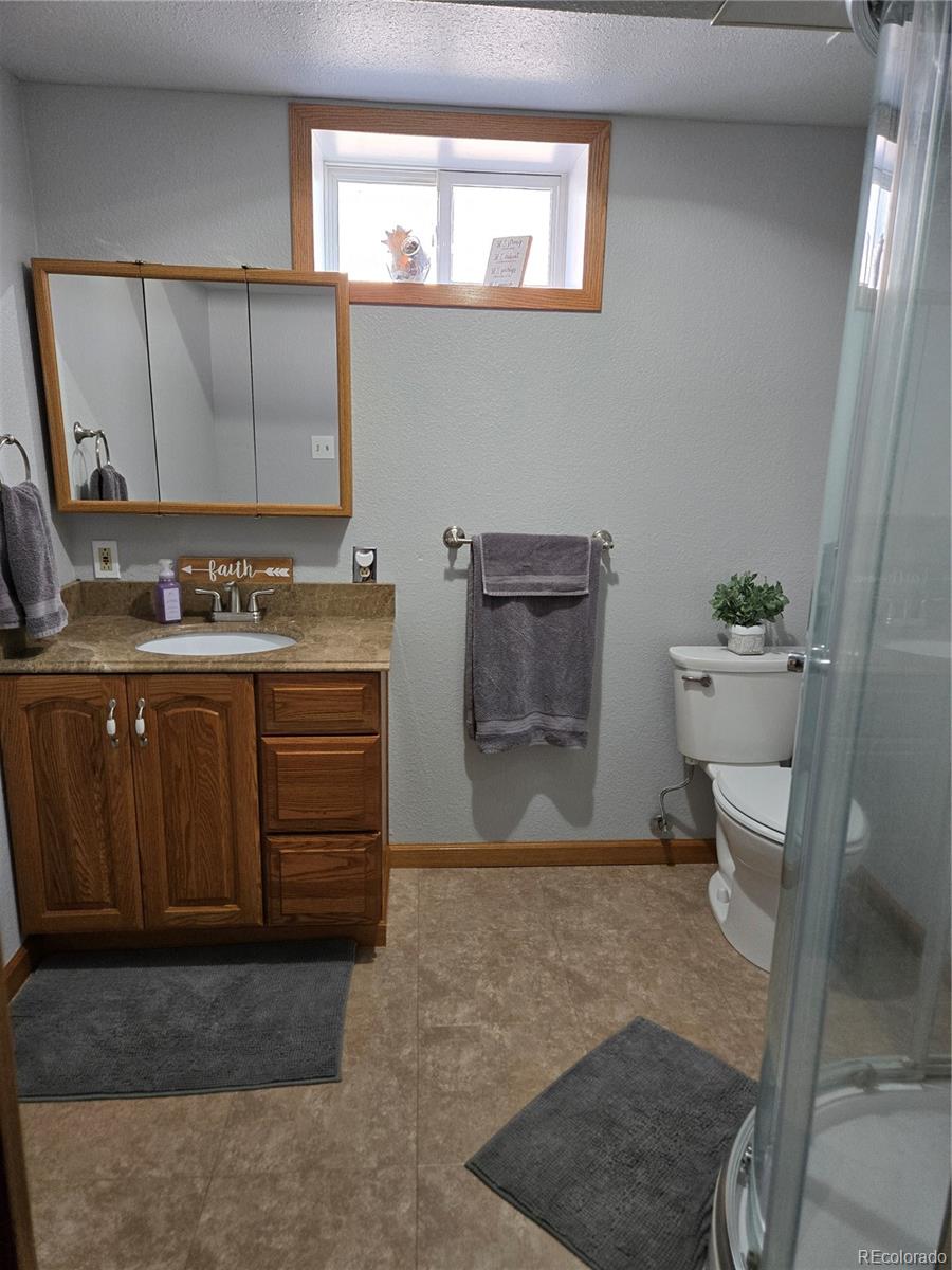 MLS Image #18 for 148  15th street,burlington, Colorado