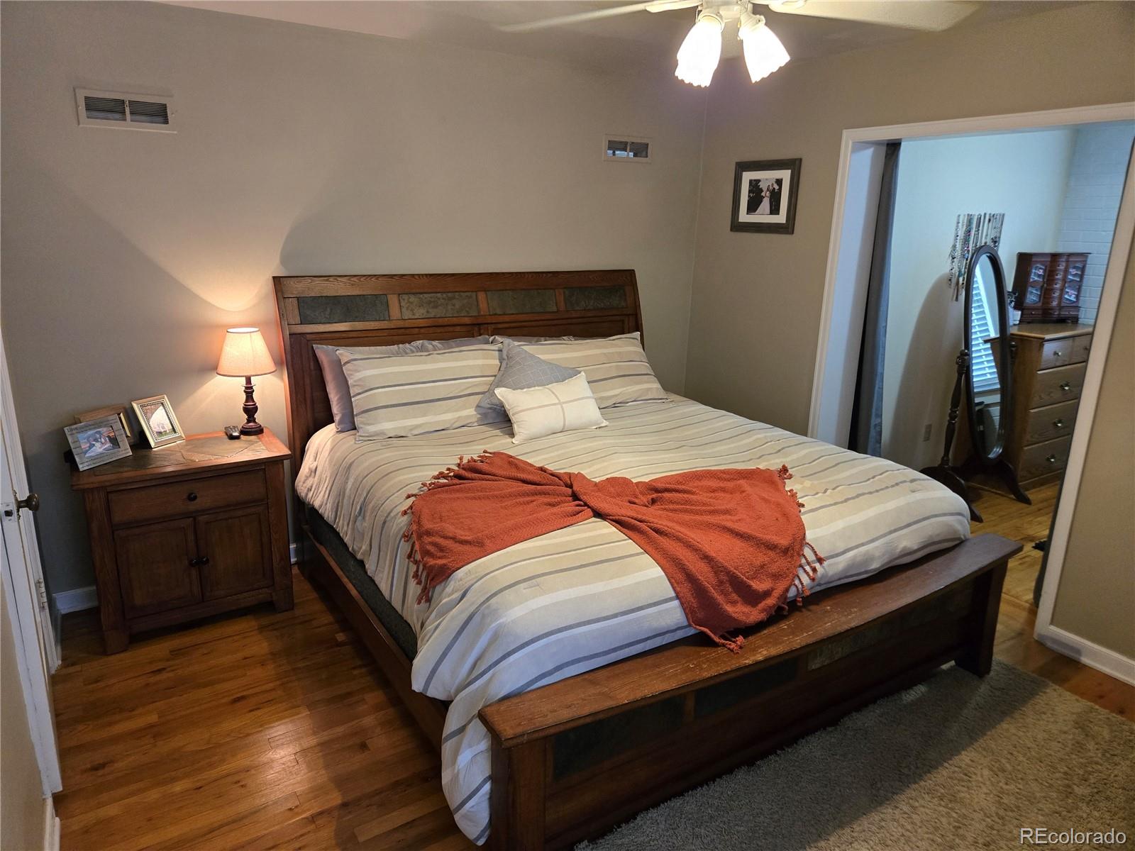 MLS Image #9 for 148  15th street,burlington, Colorado
