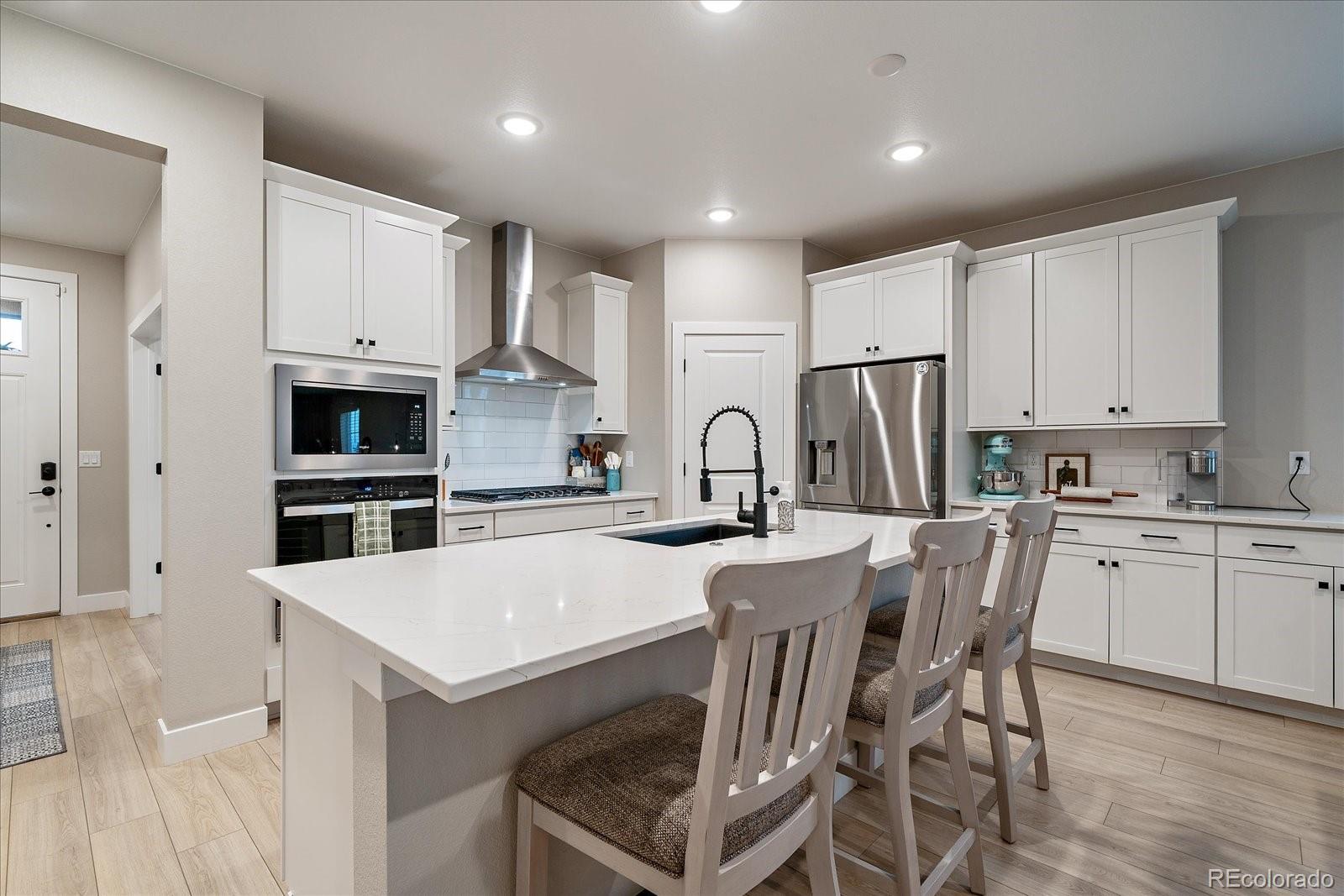 MLS Image #10 for 3809 n buchanan way,aurora, Colorado