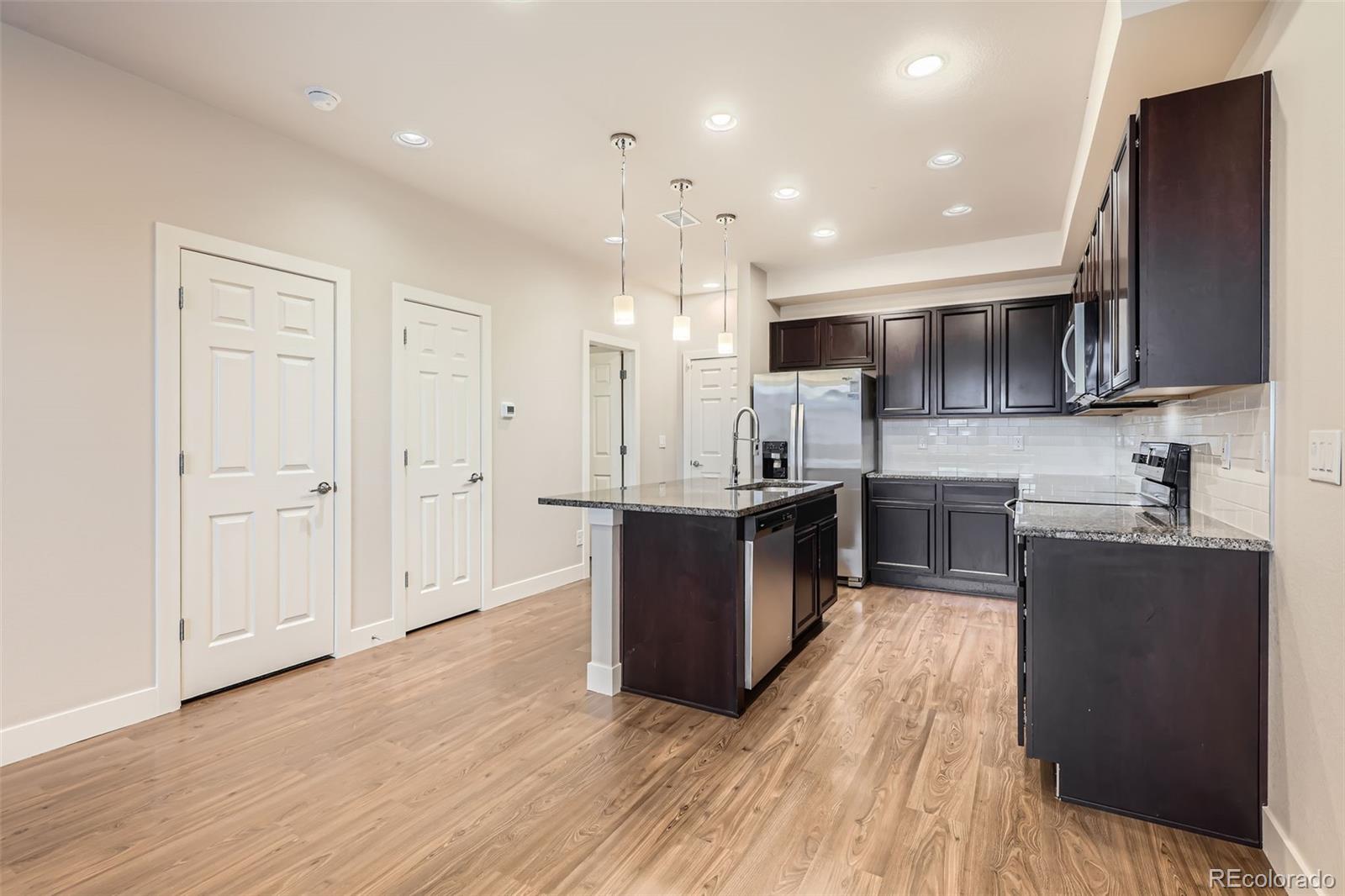 MLS Image #4 for 16060 e 47th drive,denver, Colorado