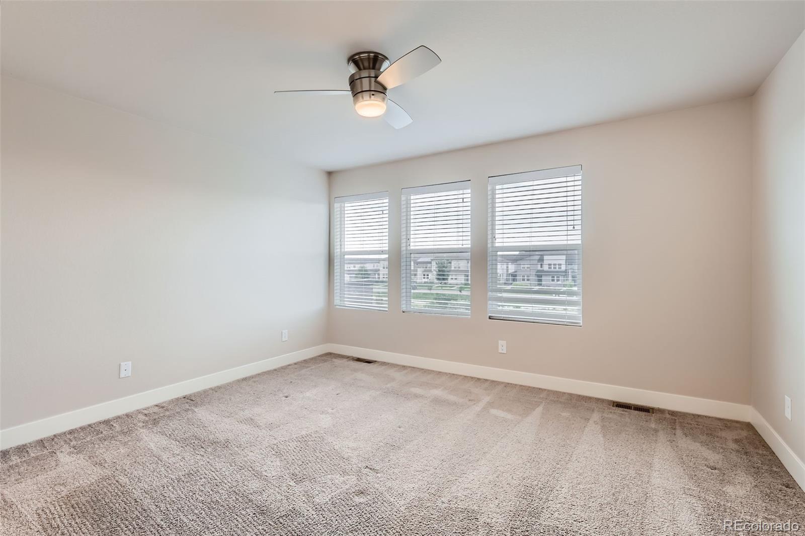 MLS Image #7 for 16060 e 47th drive,denver, Colorado