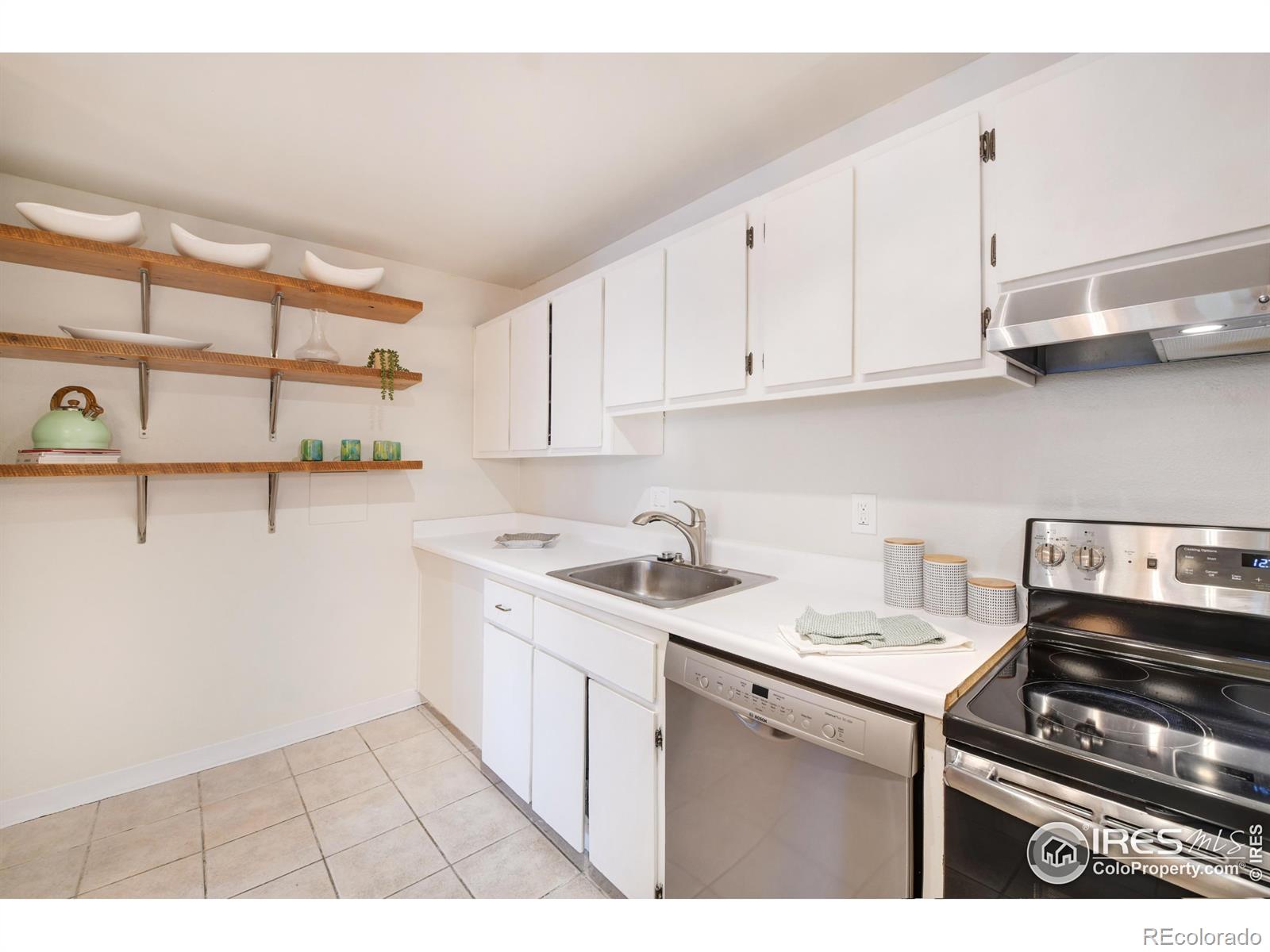 MLS Image #10 for 3240  iris avenue,boulder, Colorado
