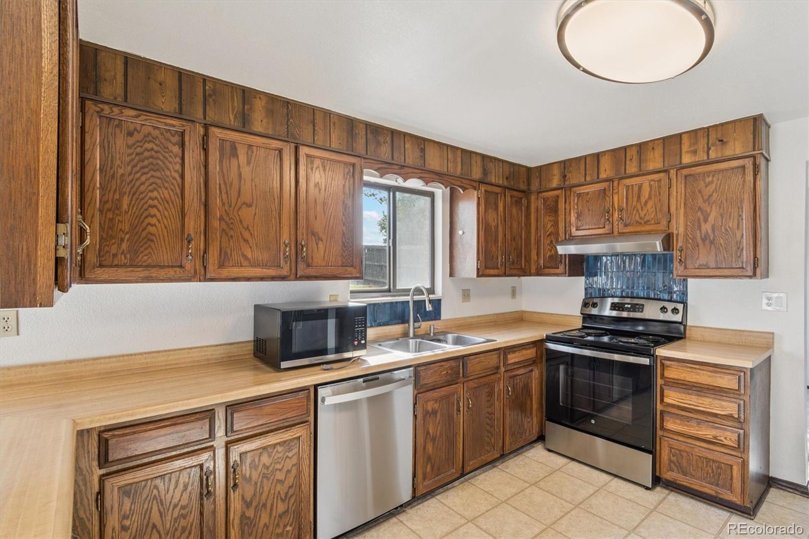 MLS Image #18 for 4522 s robb street,littleton, Colorado
