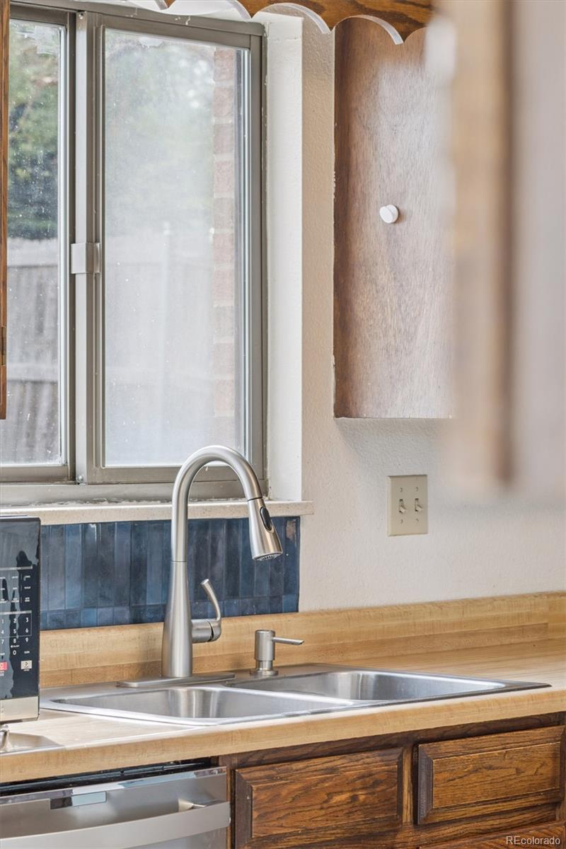 MLS Image #20 for 4522 s robb street,littleton, Colorado