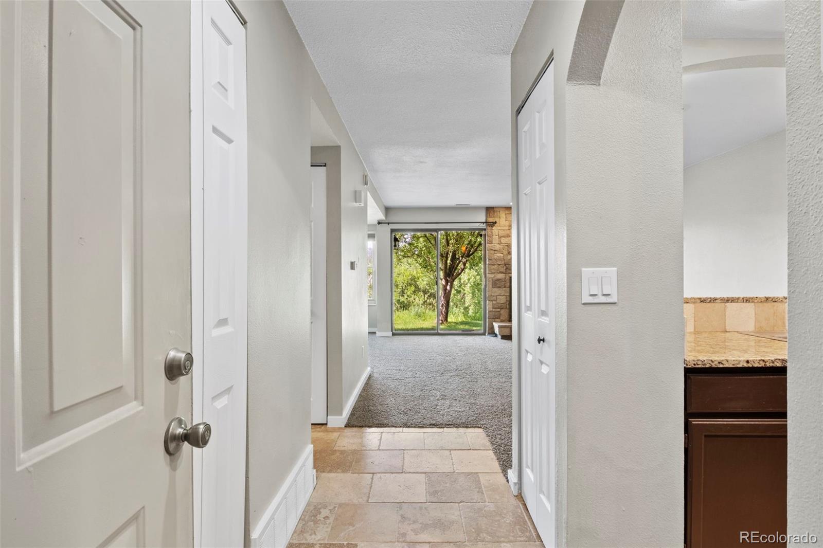 MLS Image #6 for 128 w rockrimmon boulevard,colorado springs, Colorado