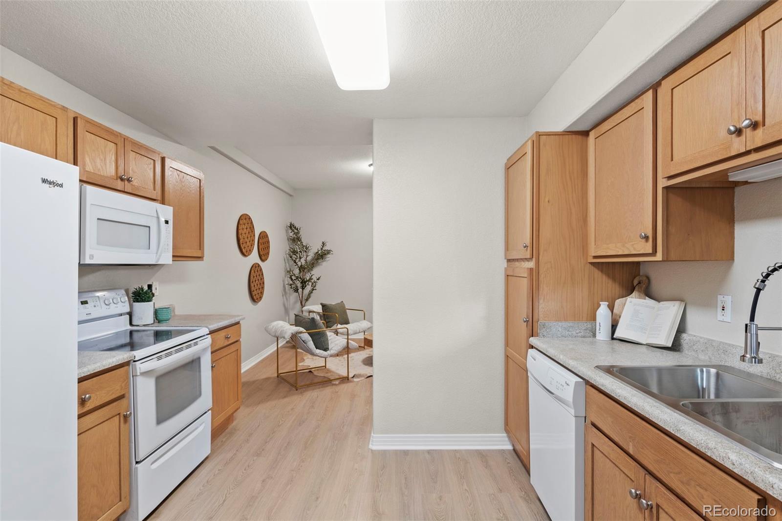 MLS Image #8 for 4109  sunny vista heights,colorado springs, Colorado