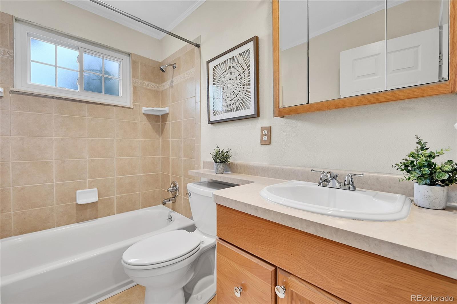 MLS Image #11 for 10301  owens circle,broomfield, Colorado