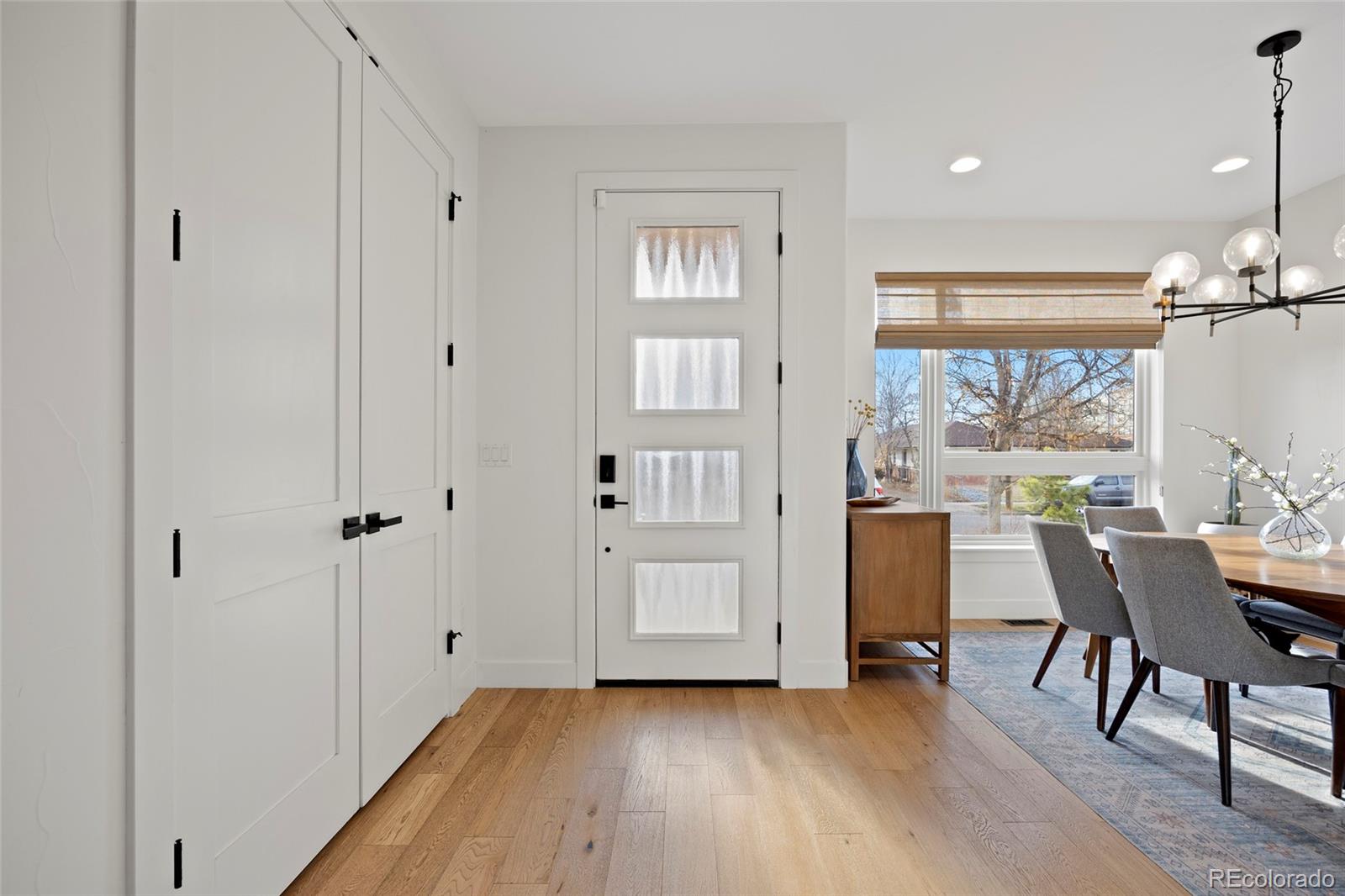 MLS Image #13 for 2248 s lincoln street,denver, Colorado