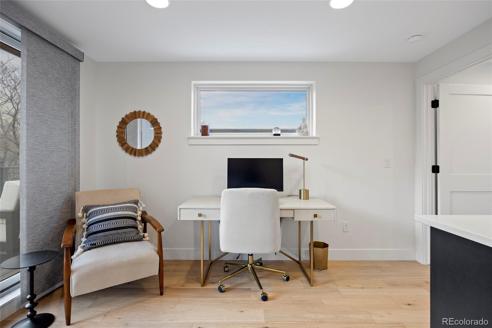 MLS Image #24 for 2248 s lincoln street,denver, Colorado