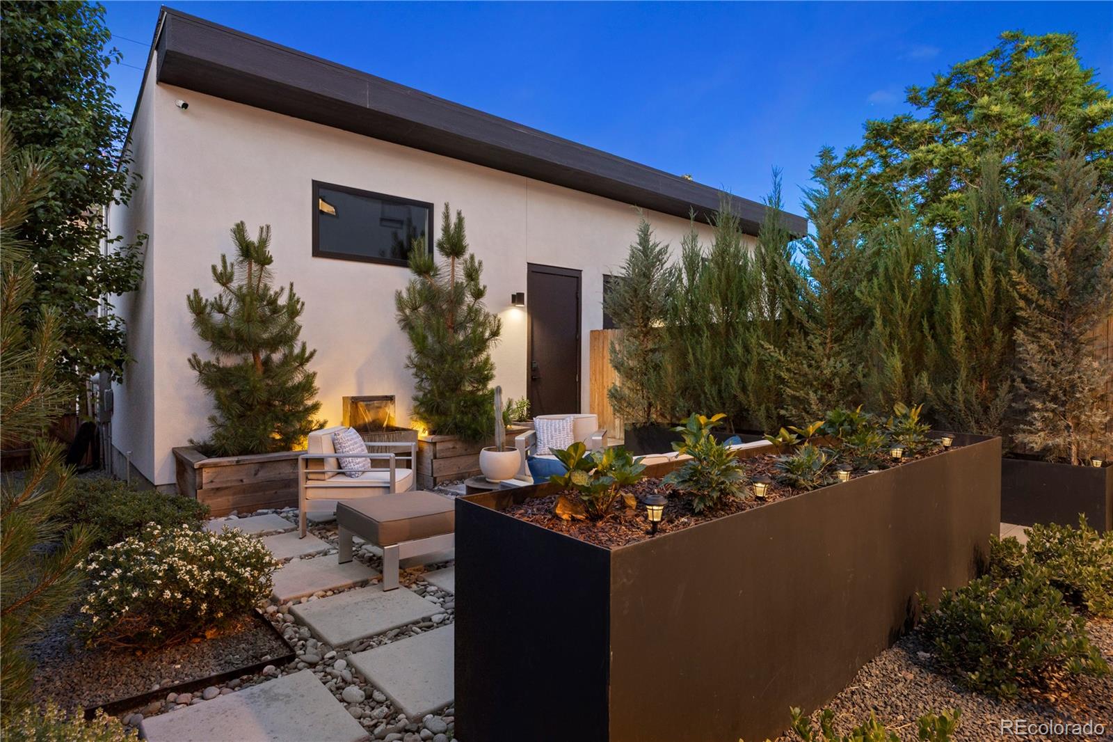 MLS Image #9 for 2248 s lincoln street,denver, Colorado