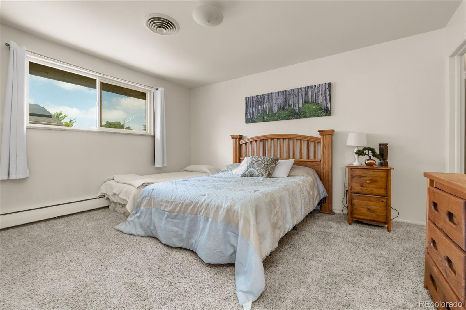 MLS Image #18 for 441 s monaco parkway,denver, Colorado