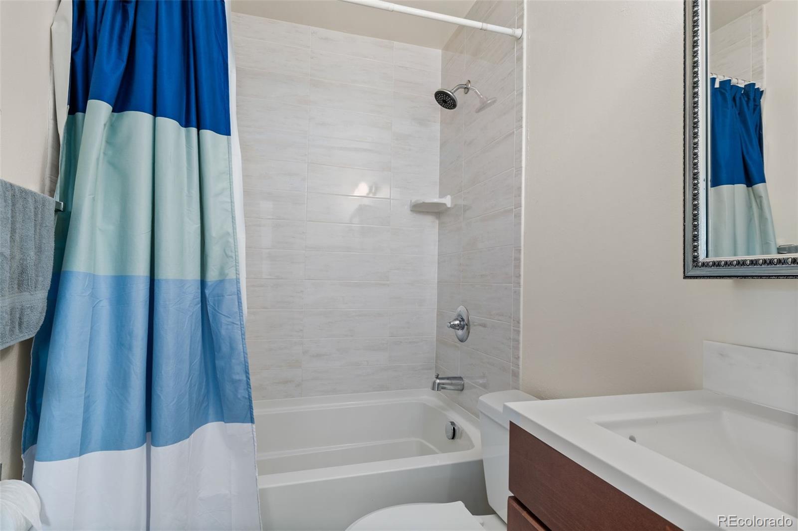 MLS Image #26 for 441 s monaco parkway,denver, Colorado