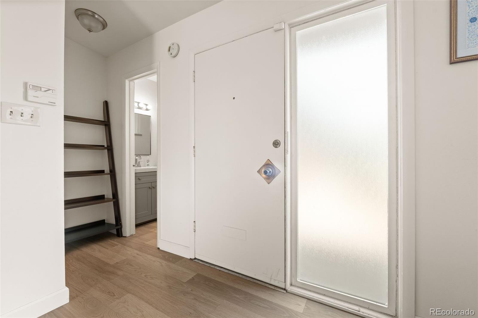 MLS Image #4 for 441 s monaco parkway,denver, Colorado