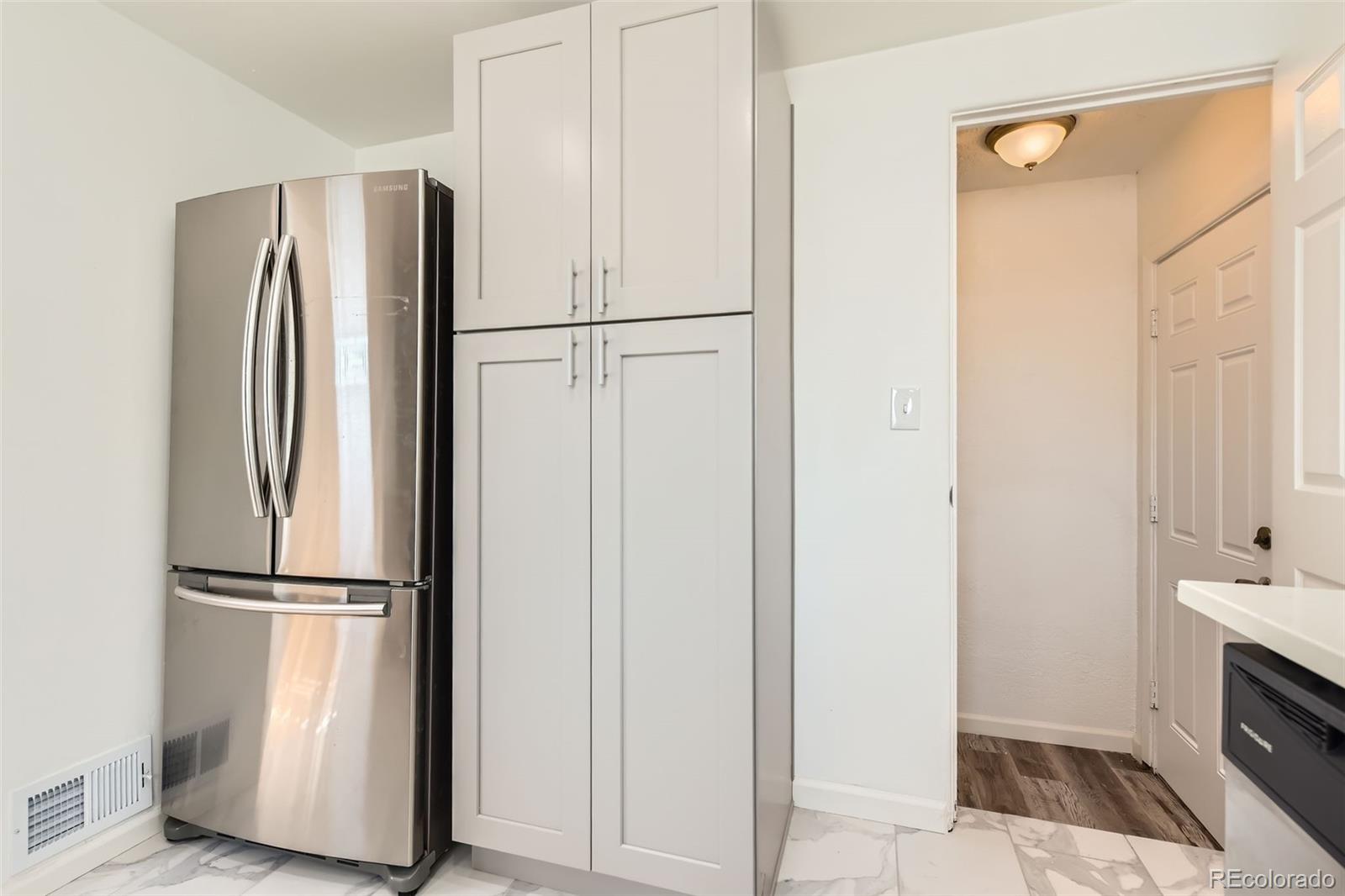 MLS Image #10 for 695 s quitman street,denver, Colorado