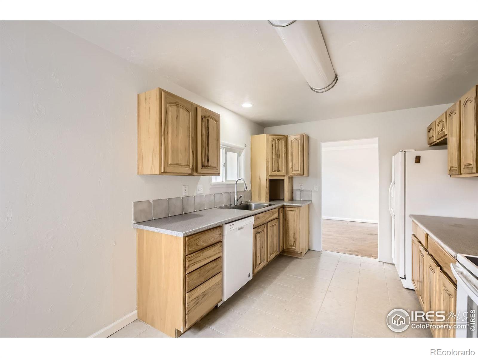 MLS Image #12 for 4331  page place,loveland, Colorado
